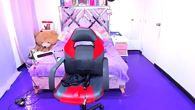 Luna Analya online show from March 7, 1:08 pm