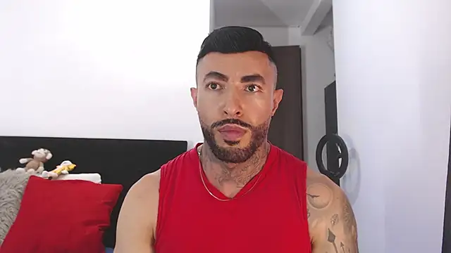 Snapshot of andrea_de_lucaa chatting on May 14, 3:24 am andrea de lucaa online show from May 14, 3:24 am