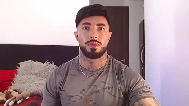 Snapshot of andrea_de_lucaa chatting on June 25, 4:12 am andrea de lucaa online show from June 25, 4:12 am
