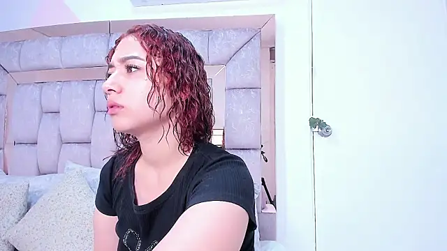 Snapshot of megannherrera chatting on January 9, 1:14 pm megannherrera online show from January 9, 1:14 pm