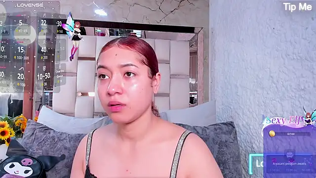 Snapshot of megannherrera chatting on January 12, 1:27 pm megannherrera online show from January 12, 1:27 pm