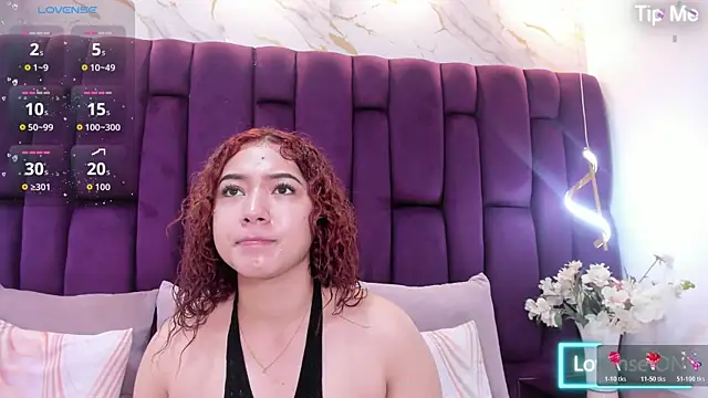 Snapshot of megannherrera chatting on January 19, 12:20 pm megannherrera online show from January 19, 12:20 pm