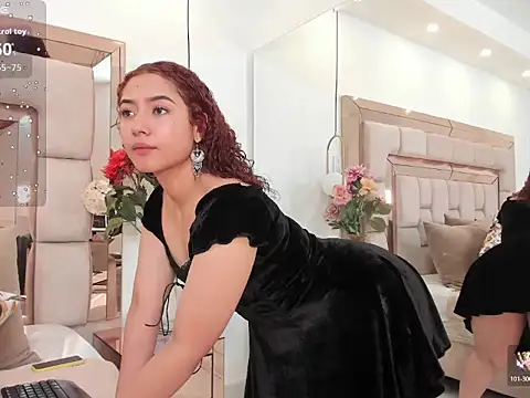 Snapshot of megannherrera chatting on February 7, 1:26 pm megannherrera online show from February 7, 1:26 pm