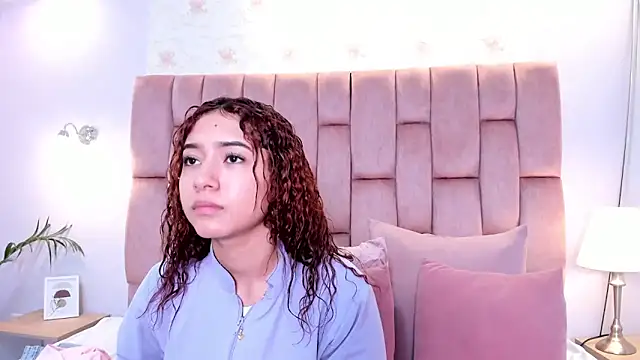 Snapshot of megannherrera chatting on February 28, 1:56 pm megannherrera online show from February 28, 1:56 pm