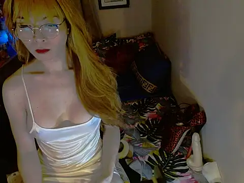 Snapshot of Tsyummydickx chatting on May 28, 3:04 am Tsyummydickx online show from May 28, 3:04 am