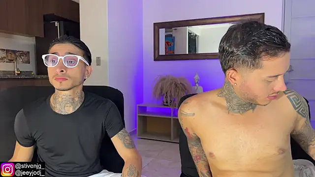 tattoguys cums online show from December 2, 11:11 pm