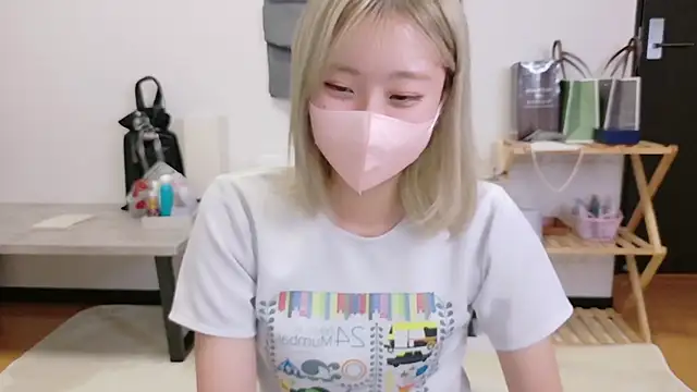 Nana  ch online show from November 12, 11:43 am