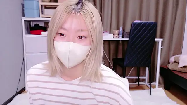 Nana  ch online show from November 28, 4:37 am