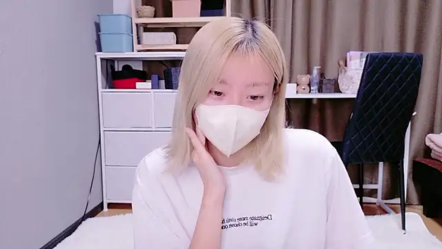 Nana  ch online show from December 1, 5:56 am