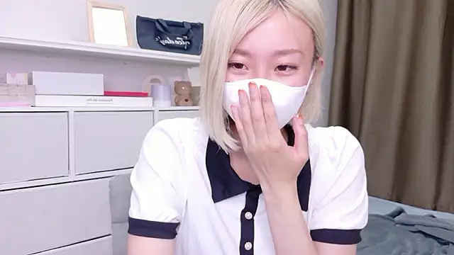 Snapshot of Nana__ch chatting on June 18, 4:22 pm Nana ch online show from June 18, 4:22 pm