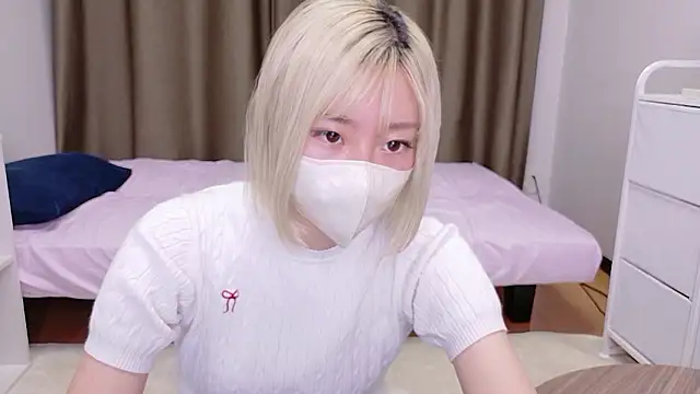 Snapshot of Nana__ch chatting on June 24, 12:15 pm Nana ch online show from June 24, 12:15 pm