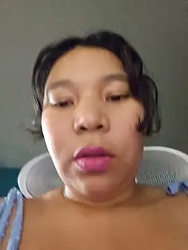 Snapshot of SHEILYN_ chatting on May 18, 2:40 am SHEILYN online show from May 18, 2:40 am