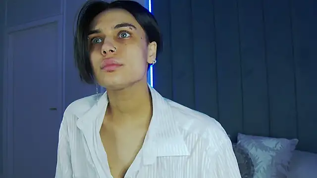 VioletAsh online show from October 13, 4:34 am