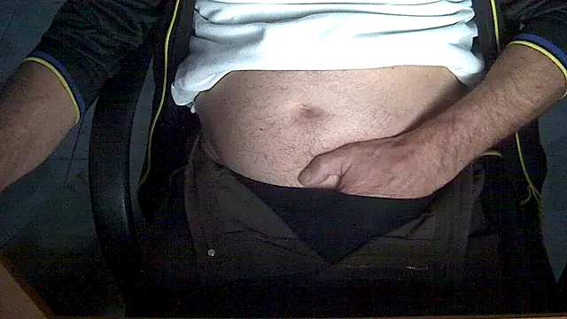 velikifant7 online show from March 4, 5:35 am