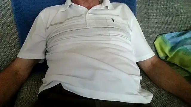 velikifant7 online show from April 28, 4:23 pm