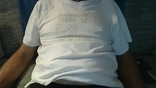 Snapshot of velikifant7 chatting on May 21, 5:53 pm velikifant7 online show from May 21, 5:53 pm