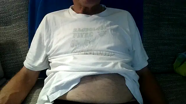Snapshot of velikifant7 chatting on June 2, 5:59 pm velikifant7 online show from June 2, 5:59 pm