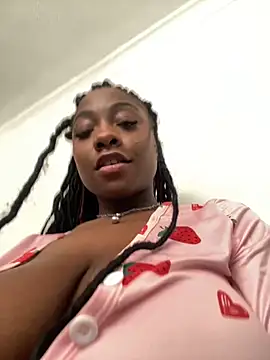 Snapshot of Astergray21 chatting on October 14, 4:41 pm Astergray21 online show from October 14, 4:41 pm