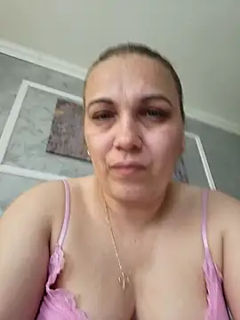 PalomaDesireee online show from May 12, 9:06 am