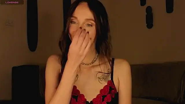 Snapshot of xSweetMissx chatting on September 17, 9:38 pm xSweetMissx online show from September 17, 9:38 pm