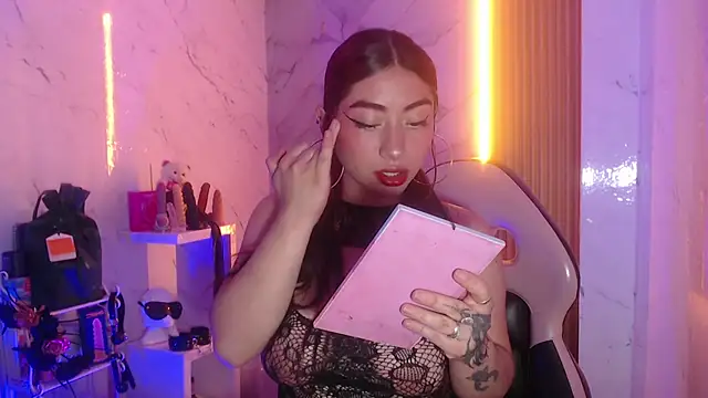 Sophia tf online show from February 11, 3:55 am