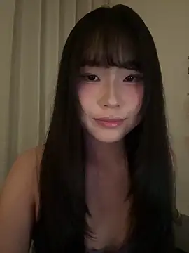 Snapshot of 77momomo chatting on May 19, 3:07 pm 77momomo online show from May 19, 3:07 pm