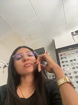 belahmor online show from October 7, 5:10 pm