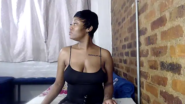 Snapshot of SweetPortableAmber chatting on November 12, 10:52 pm SweetPortableAmber online show from November 12, 10:52 pm