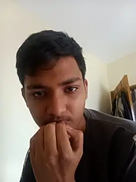 WrinkledTriops online show from April 4, 4:22 am