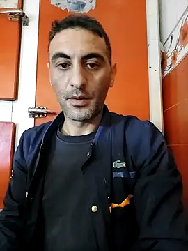 Snapshot of mahdiDido chatting on November 17, 12:11 pm mahdiDido online show from November 17, 12:11 pm