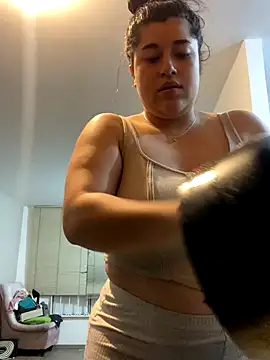 Snapshot of Tokio_Sakura chatting on September 13, 11:48 pm Tokio Sakura online show from September 13, 11:48 pm