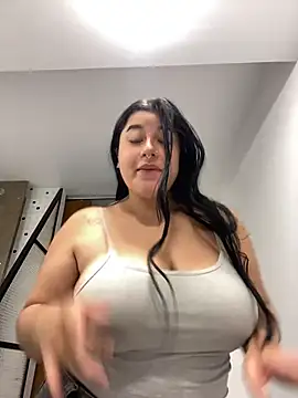 Snapshot of Tokio_Sakura chatting on October 23, 5:33 pm Tokio Sakura online show from October 23, 5:33 pm