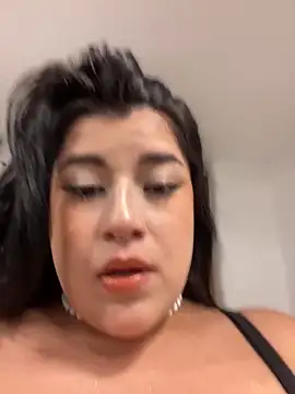 Snapshot of Tokio_Sakura chatting on November 22, 5:39 am Tokio Sakura online show from November 22, 5:39 am