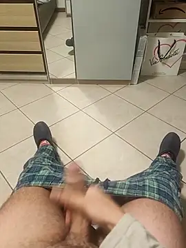 Snapshot of LucifertheGenius chatting on November 13, 2:10 am LucifertheGenius online show from November 13, 2:10 am