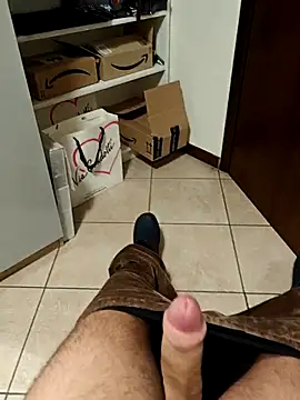 Snapshot of LucifertheGenius chatting on November 20, 5:12 pm LucifertheGenius online show from November 20, 5:12 pm