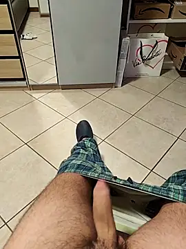 Snapshot of LucifertheGenius chatting on November 25, 1:27 am LucifertheGenius online show from November 25, 1:27 am