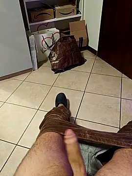 Snapshot of LucifertheGenius chatting on December 14, 5:02 am LucifertheGenius online show from December 14, 5:02 am