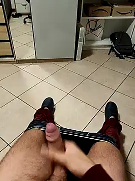 Snapshot of LucifertheGenius chatting on February 6, 10:46 pm LucifertheGenius online show from February 6, 10:46 pm