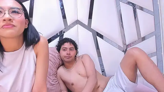 KiaraandEnzzo  online show from September 12, 3:39 am