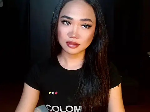 Snapshot of hugesignificant_69 chatting on February 11, 5:29 pm hugesignificant 69 online show from February 11, 5:29 pm