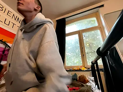 Snapshot of Styxlust chatting on October 14, 3:24 pm Styxlust online show from October 14, 3:24 pm