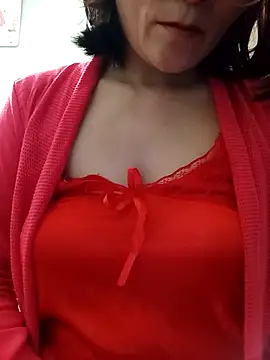 Snapshot of Thaohoa_love chatting on November 23, 7:24 pm Thaohoa love online show from November 23, 7:24 pm