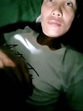 Lisa pusy online show from November 7, 9:15 pm