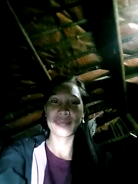 Lisa pusy online show from November 11, 9:15 pm