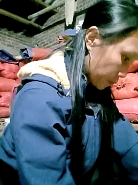 Lisa pusy online show from November 30, 9:24 am