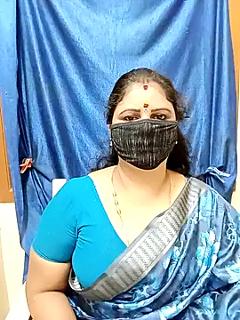 Snapshot of sushma26 chatting on October 12, 5:23 pm sushma26 online show from October 12, 5:23 pm