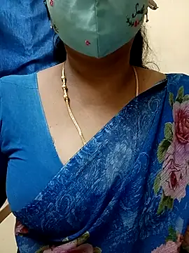Snapshot of sushma26 chatting on June 27, 5:51 pm sushma26 online show from June 27, 5:51 pm