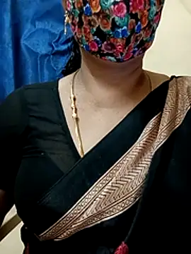 Snapshot of sushma26 chatting on July 13, 5:16 pm sushma26 online show from July 13, 5:16 pm