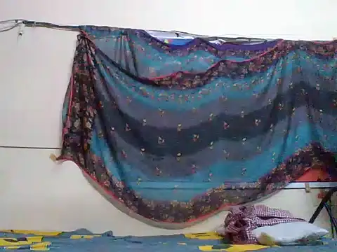 Snapshot of anubabysk12 chatting on September 13, 1:27 am anubabysk12 online show from September 13, 1:27 am