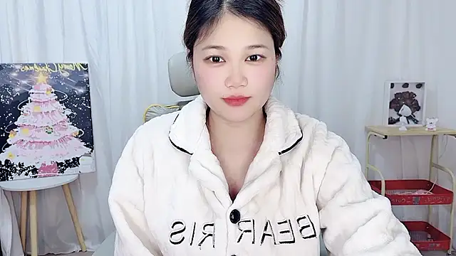 Snapshot of Dec-7758 chatting on January 8, 6:37 am Dec-7758 online show from January 8, 6:37 am